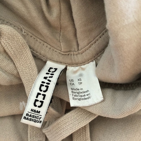 Hoodie (Free 3 Mystery Clothing ) - Picture 9 of 12